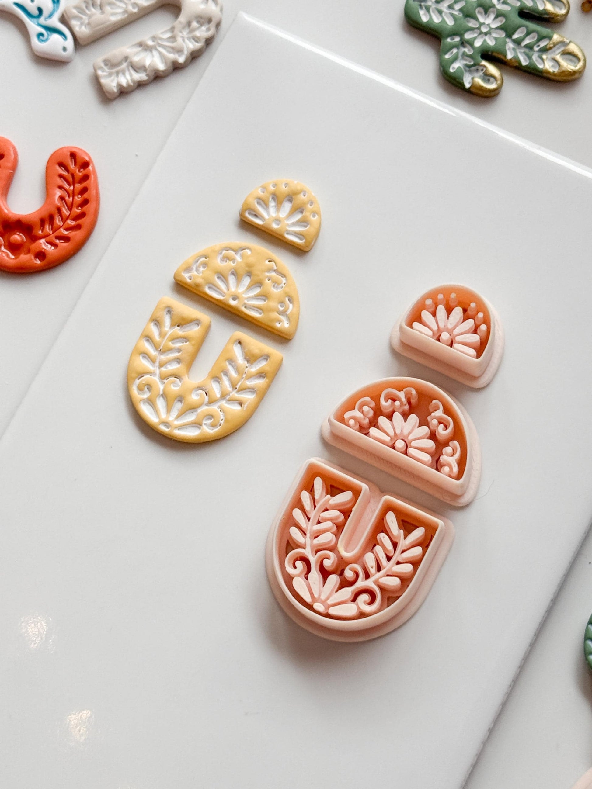Jardín Puebla Clay Cutter Set: Floral Arch and Half Circle for Polymer Clay