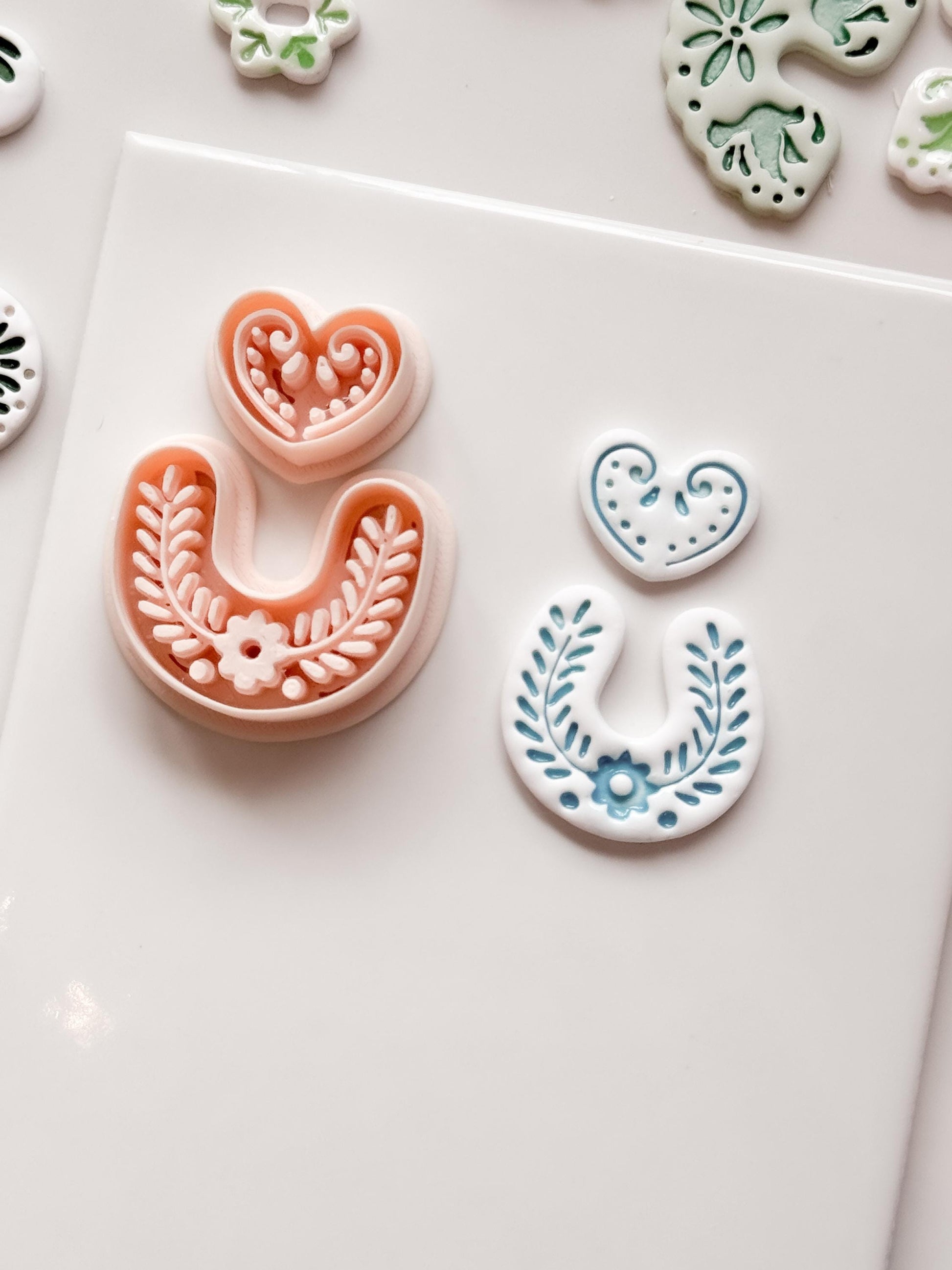 Puebla Heart Arch Clay Cutter: Floral Shape for Polymer Clay