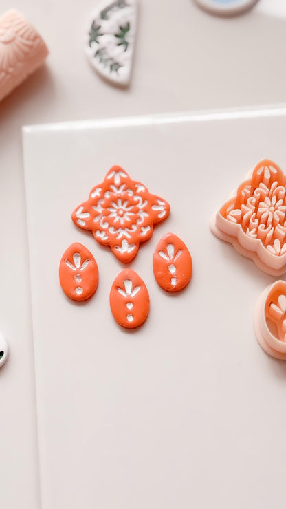 Cruz Talavera Clay Cutter: Quatrefoil Floral Shape for Polymer Clay