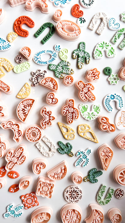Cruz Talavera Clay Cutter: Quatrefoil Floral Shape for Polymer Clay