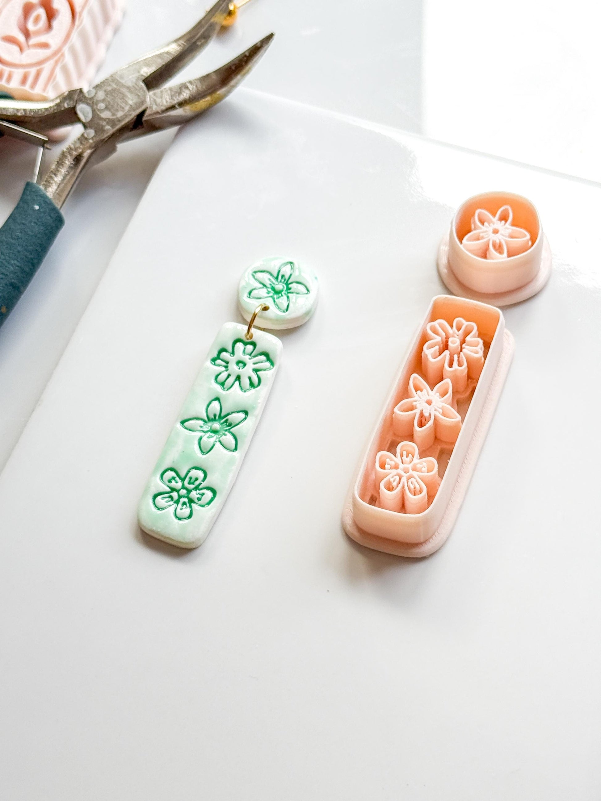 Mali Floral Bar Cutter: Slim Rectangle Floral for Polymer Clay