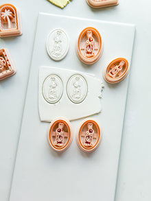 Soli Bunny Frame Cutter: Oval Easter Rabbit Frame for Polymer Clay