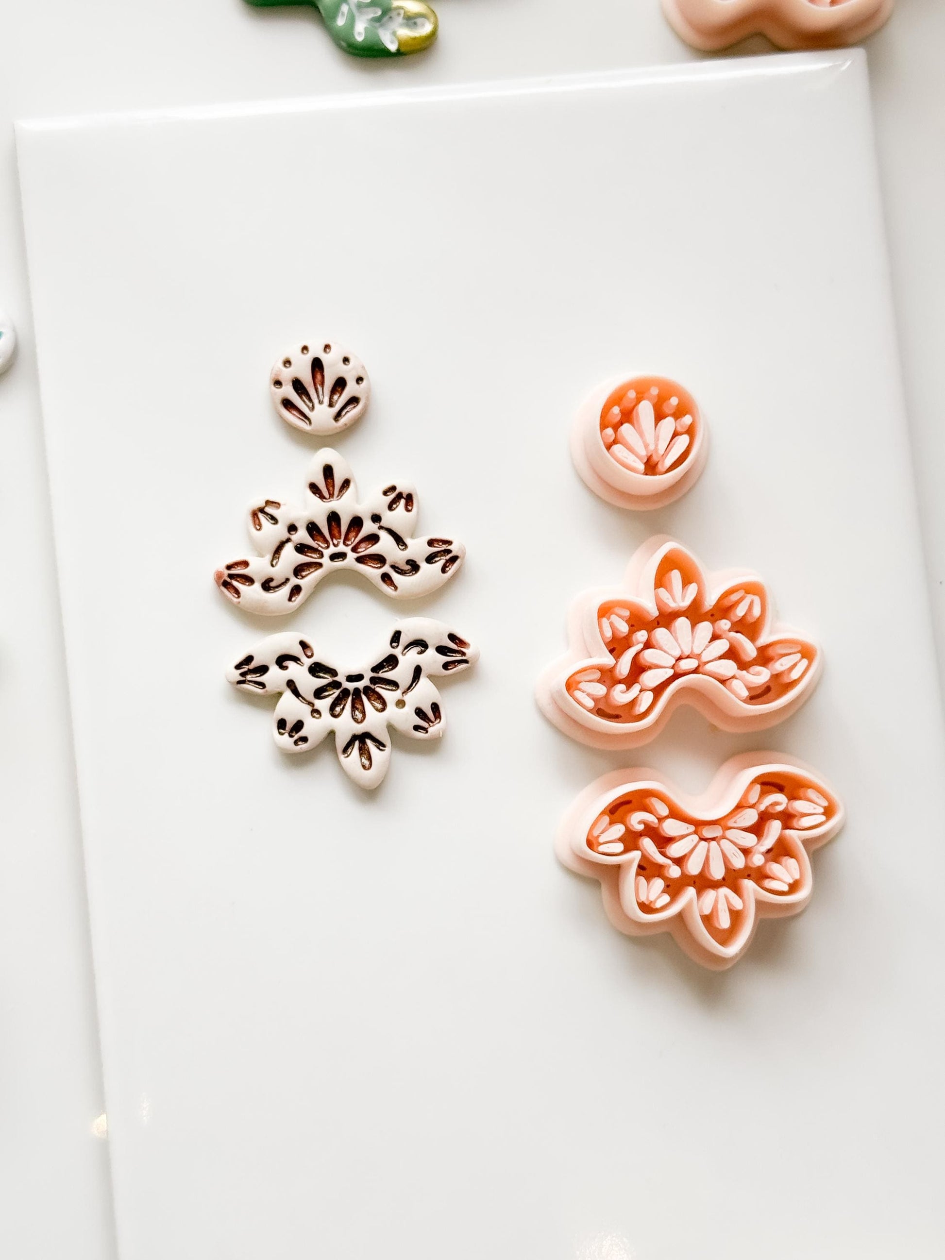 Talavera Cruz Clay Cutter: Floral Fan Shape for Polymer Clay