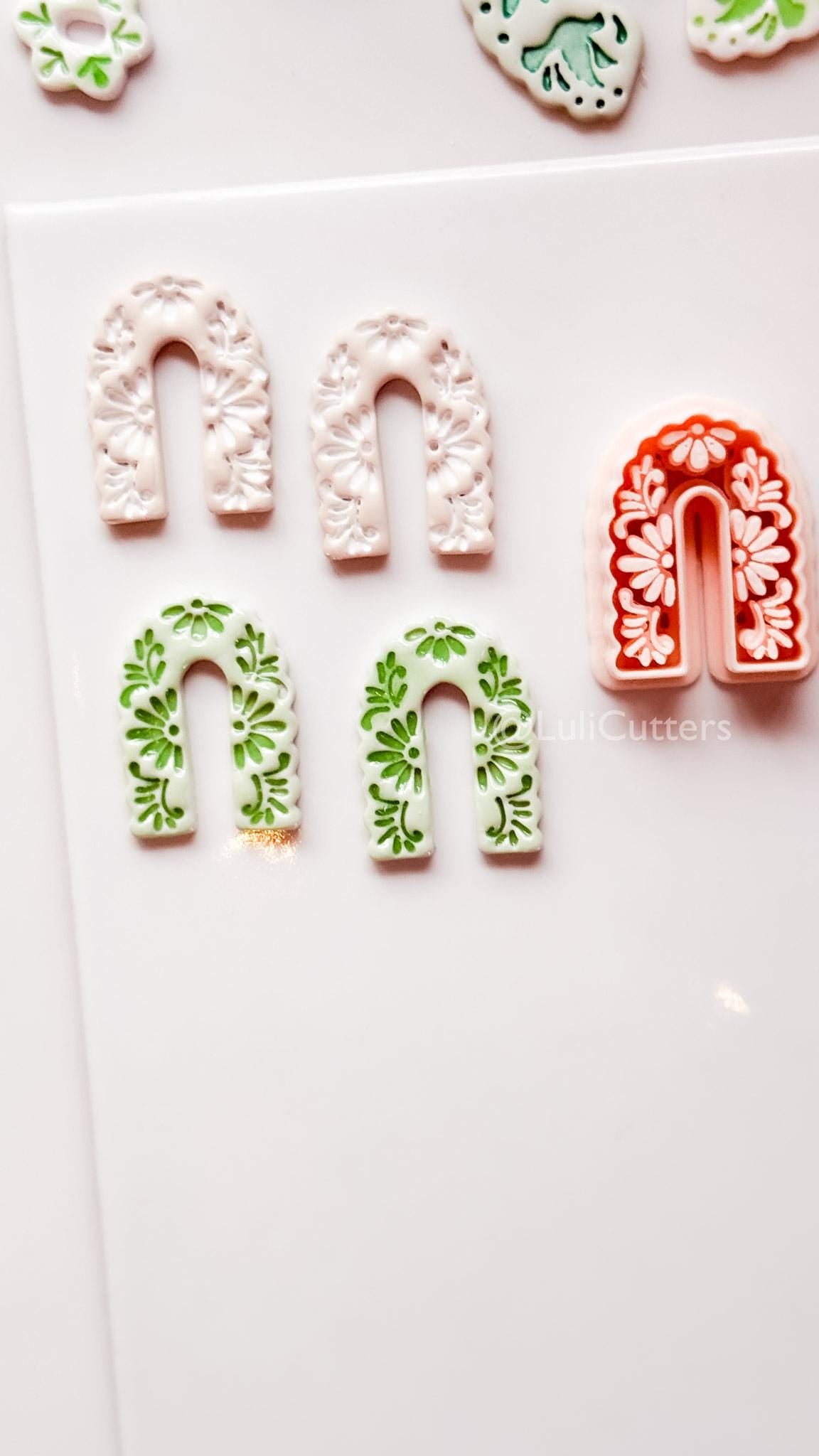Arco Florale Clay Cutter: Floral Arch Shape for Polymer Clay