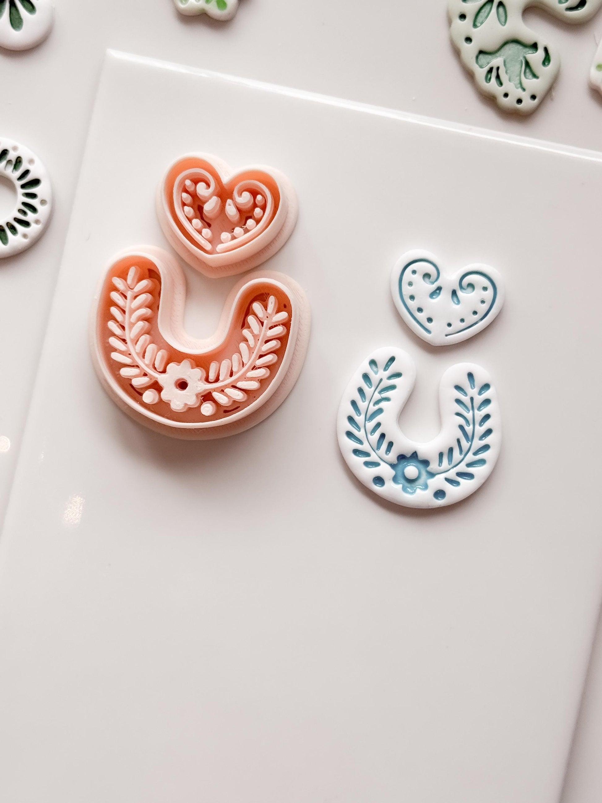 Puebla Heart Arch Clay Cutter: Floral Shape for Polymer Clay