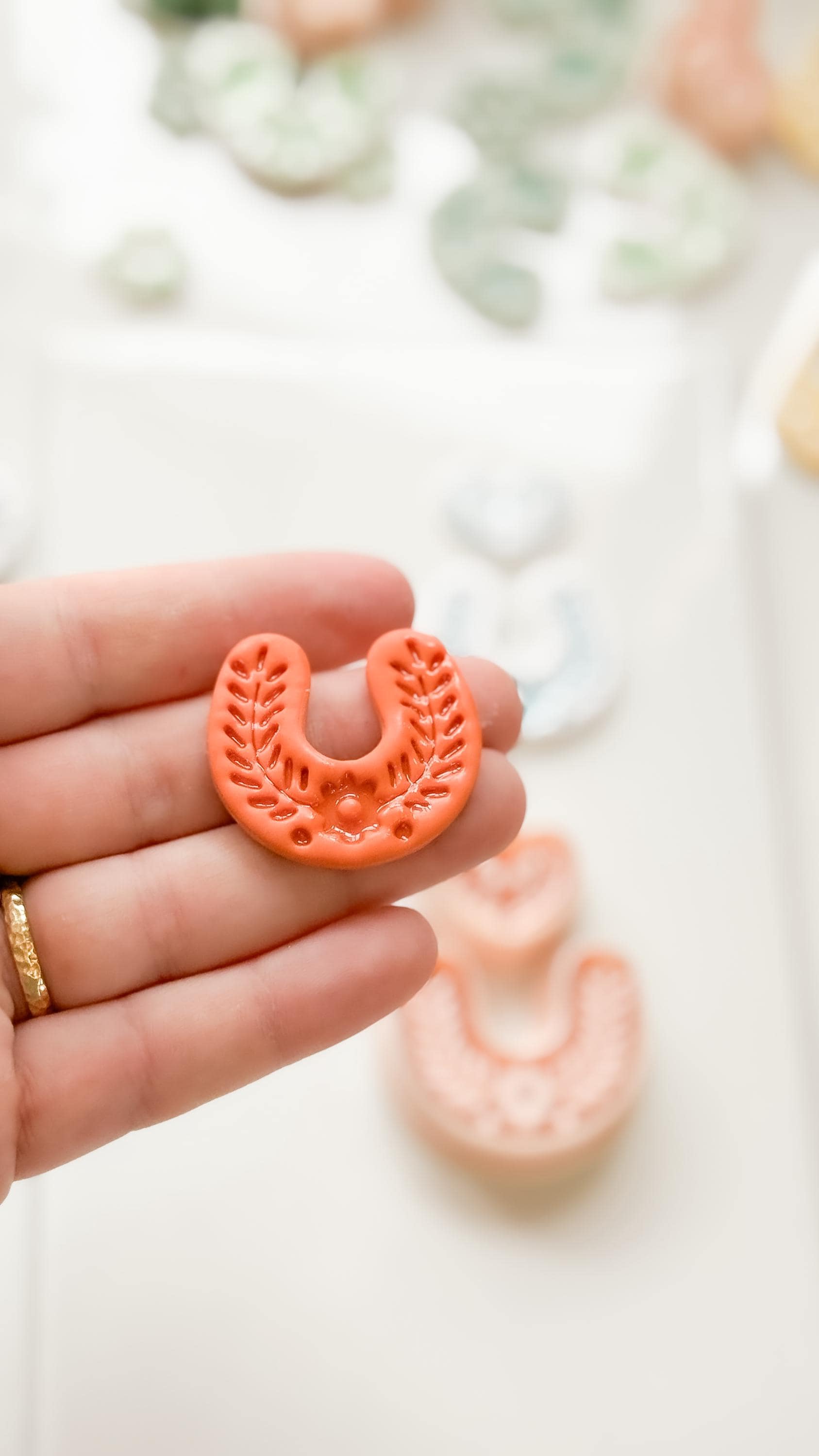 Puebla Heart Arch Clay Cutter: Floral Shape for Polymer Clay