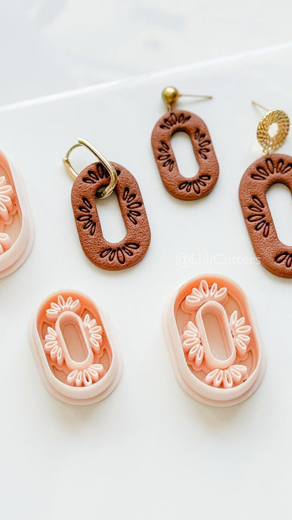 Olya Oval Cutter : Ornamental Oval Shape for Polymer Clay Earrings