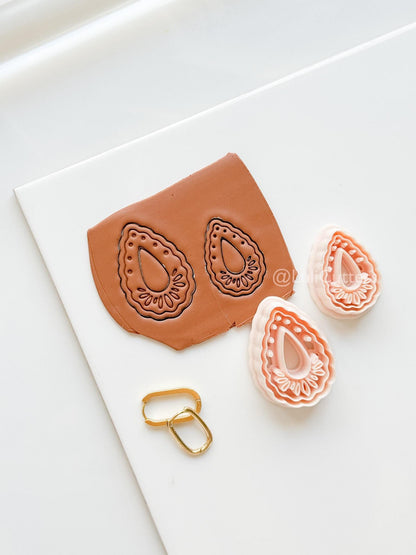 Aura Tear Clay Cutter : Teardrop shape for Polymer Clay Earrings