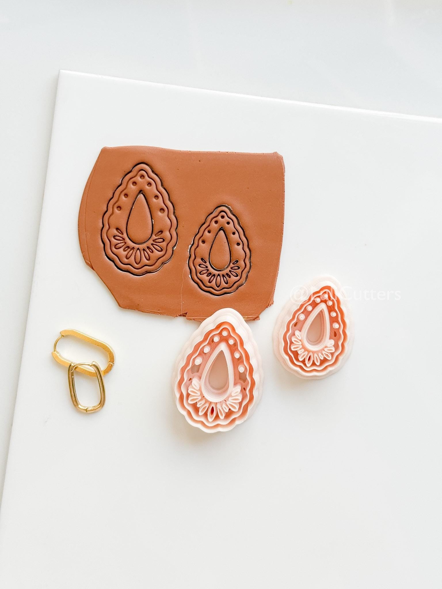 Aura Tear Clay Cutter : Teardrop shape for Polymer Clay Earrings