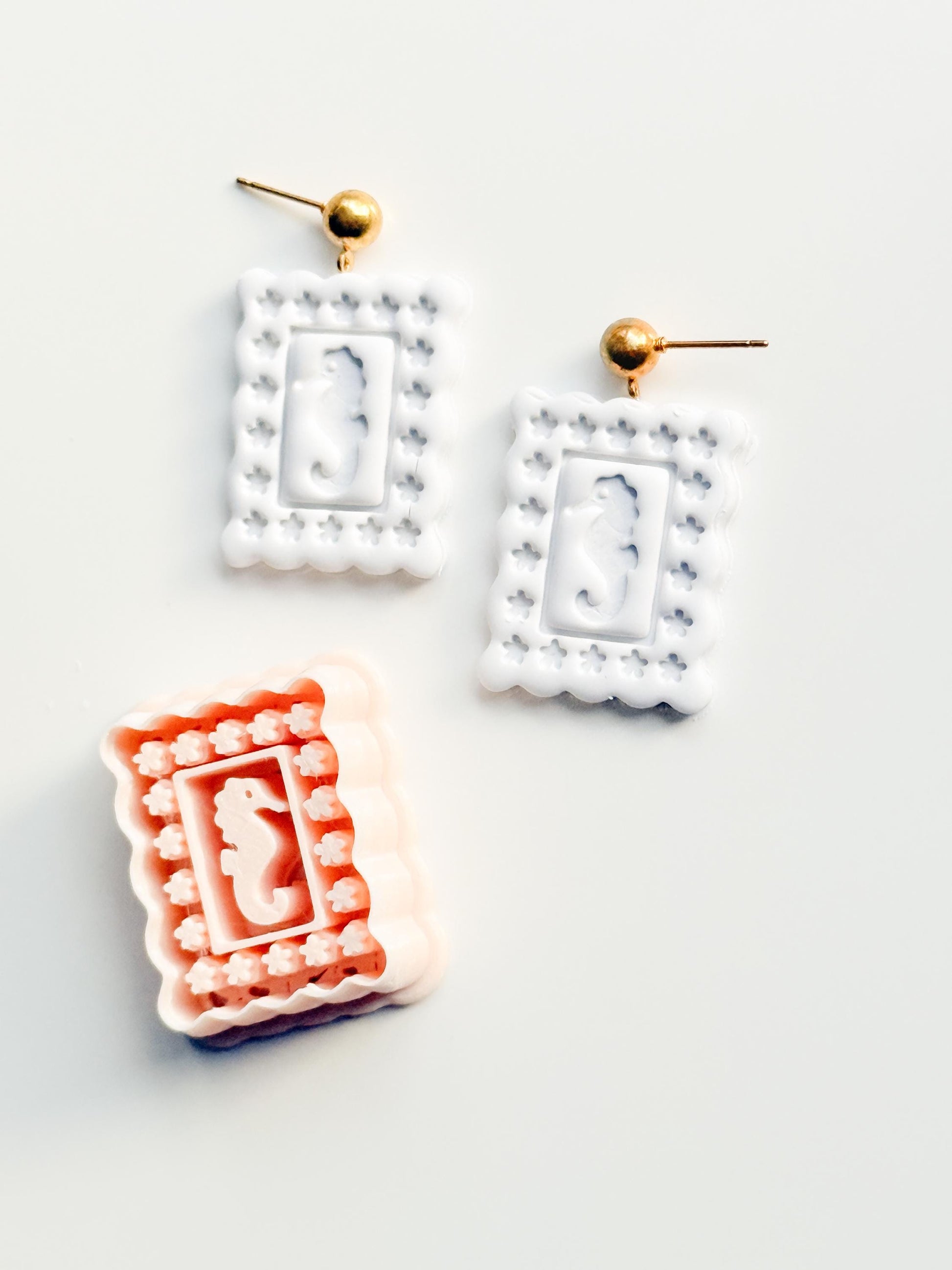 Dolli SeaHorse Cutter | Scallop Frame Earring Tool for Polymer Clay