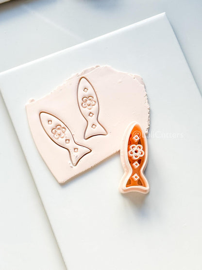 Sardine Chérie Cutter | Fish Bow Shape Tool for Polymer Clay
