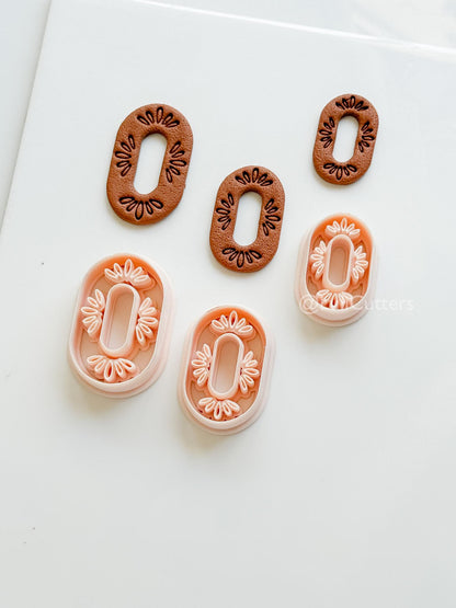 Olya Oval Cutter : Ornamental Oval Shape for Polymer Clay Earrings