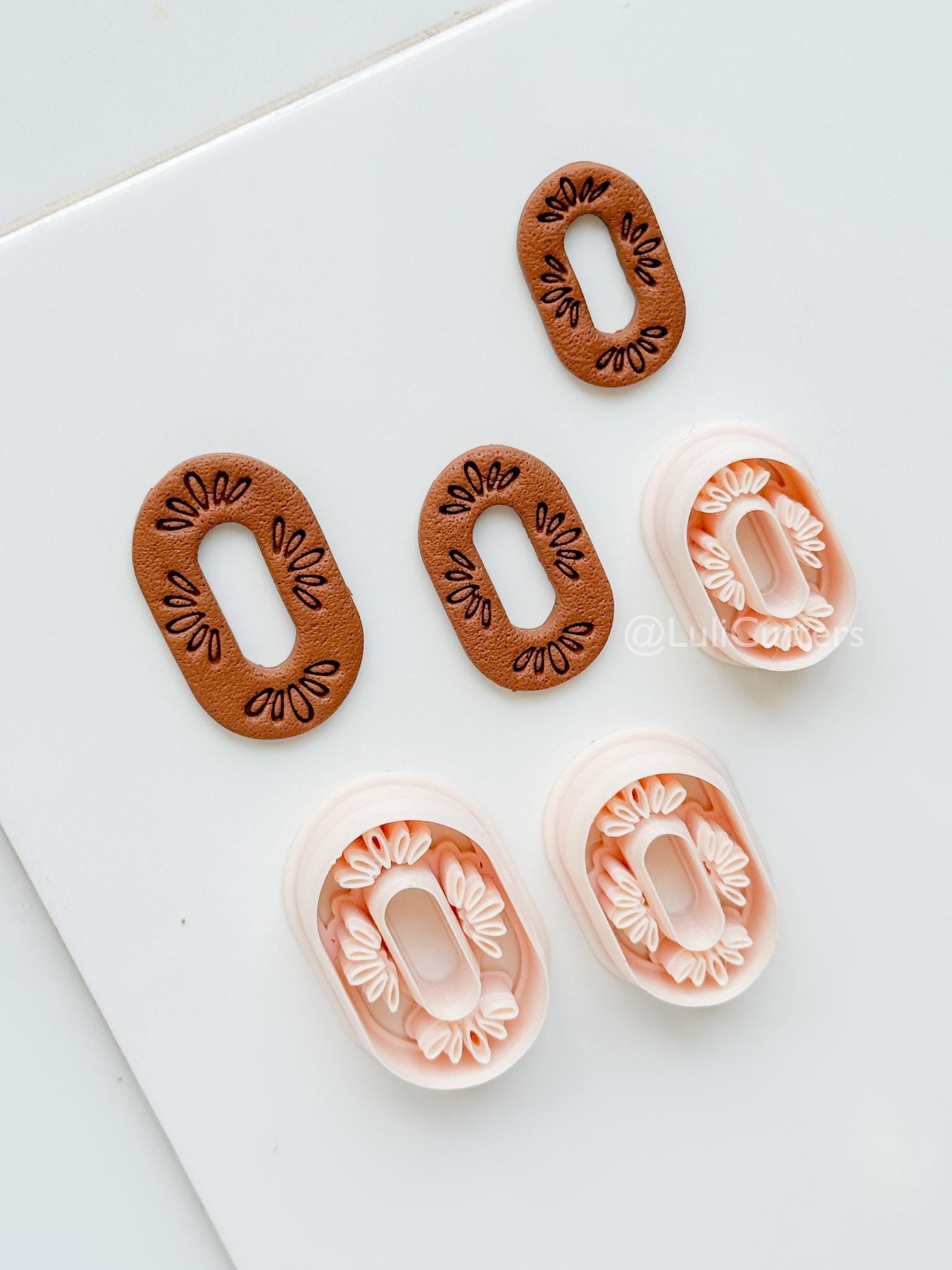 Olya Oval Cutter : Ornamental Oval Shape for Polymer Clay Earrings
