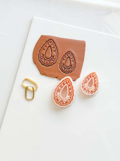 Aura Tear Clay Cutter : Teardrop shape for Polymer Clay Earrings