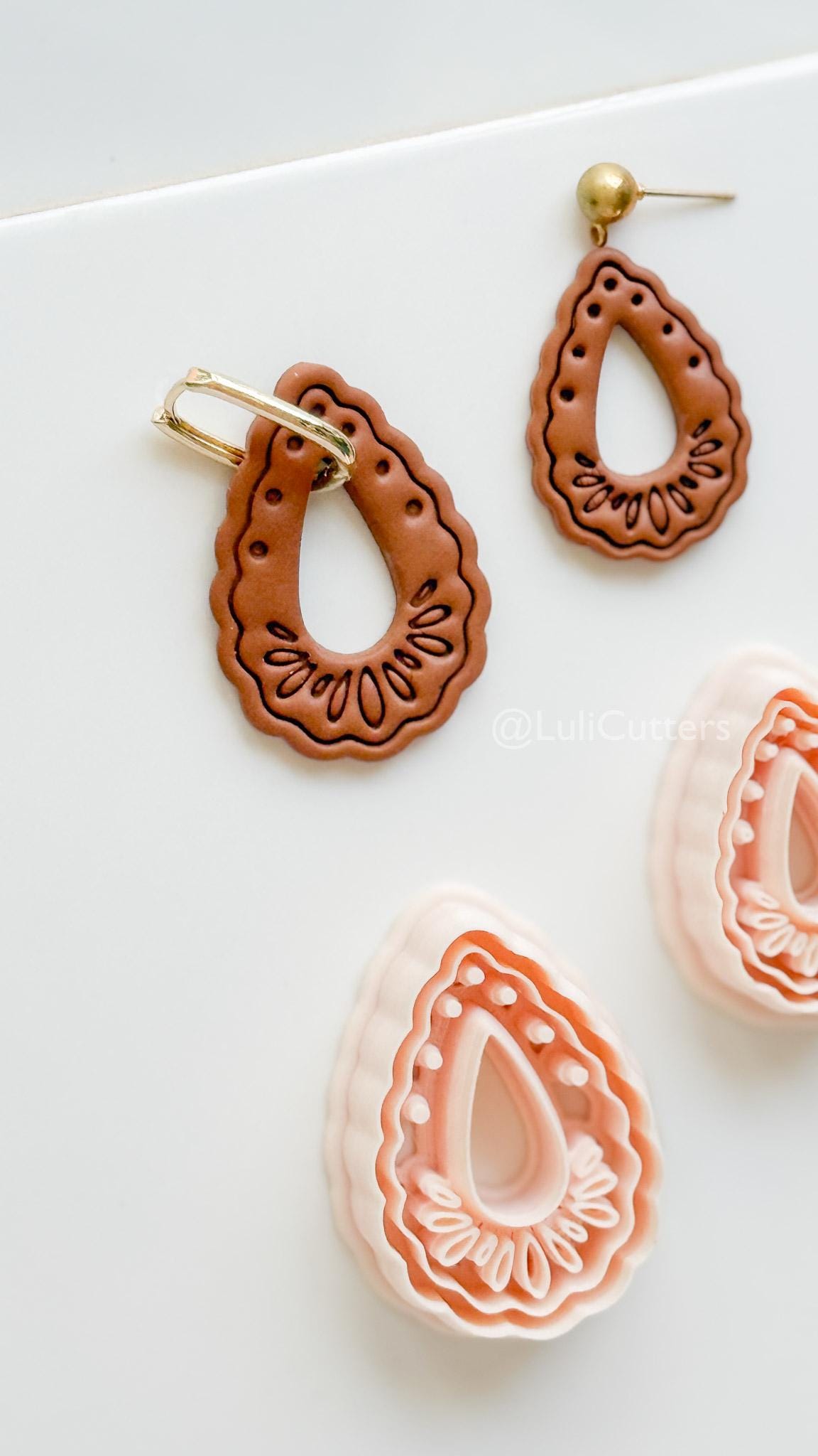Aura Tear Clay Cutter : Teardrop shape for Polymer Clay Earrings
