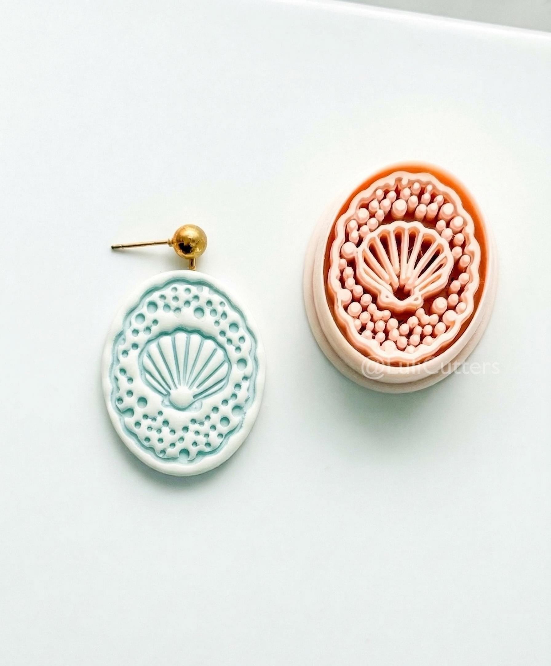 Shell Laura Cutter: Seashell with Pearl Frame for Polymer Clay