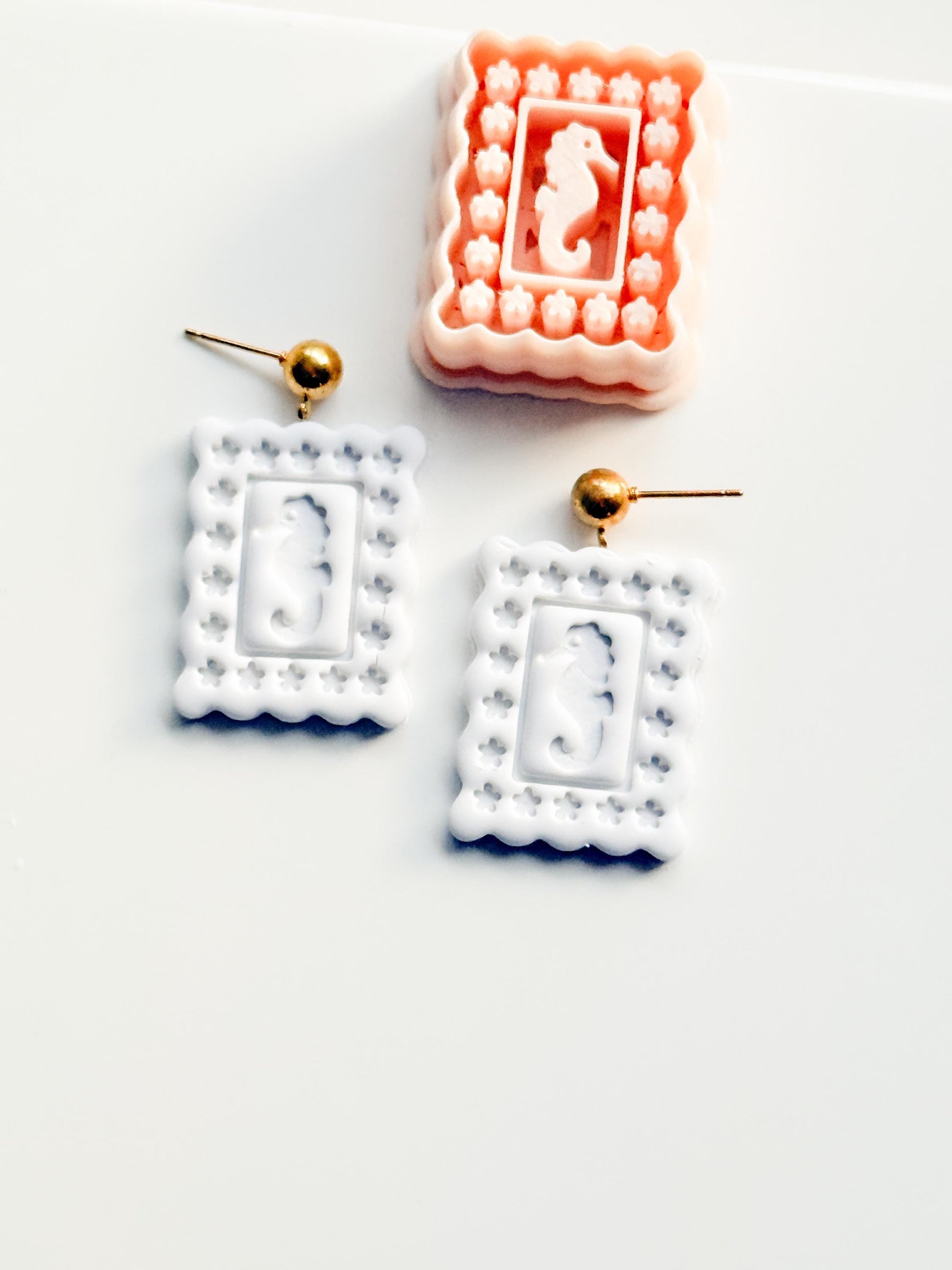 Dolli SeaHorse Cutter | Scallop Frame Earring Tool for Polymer Clay