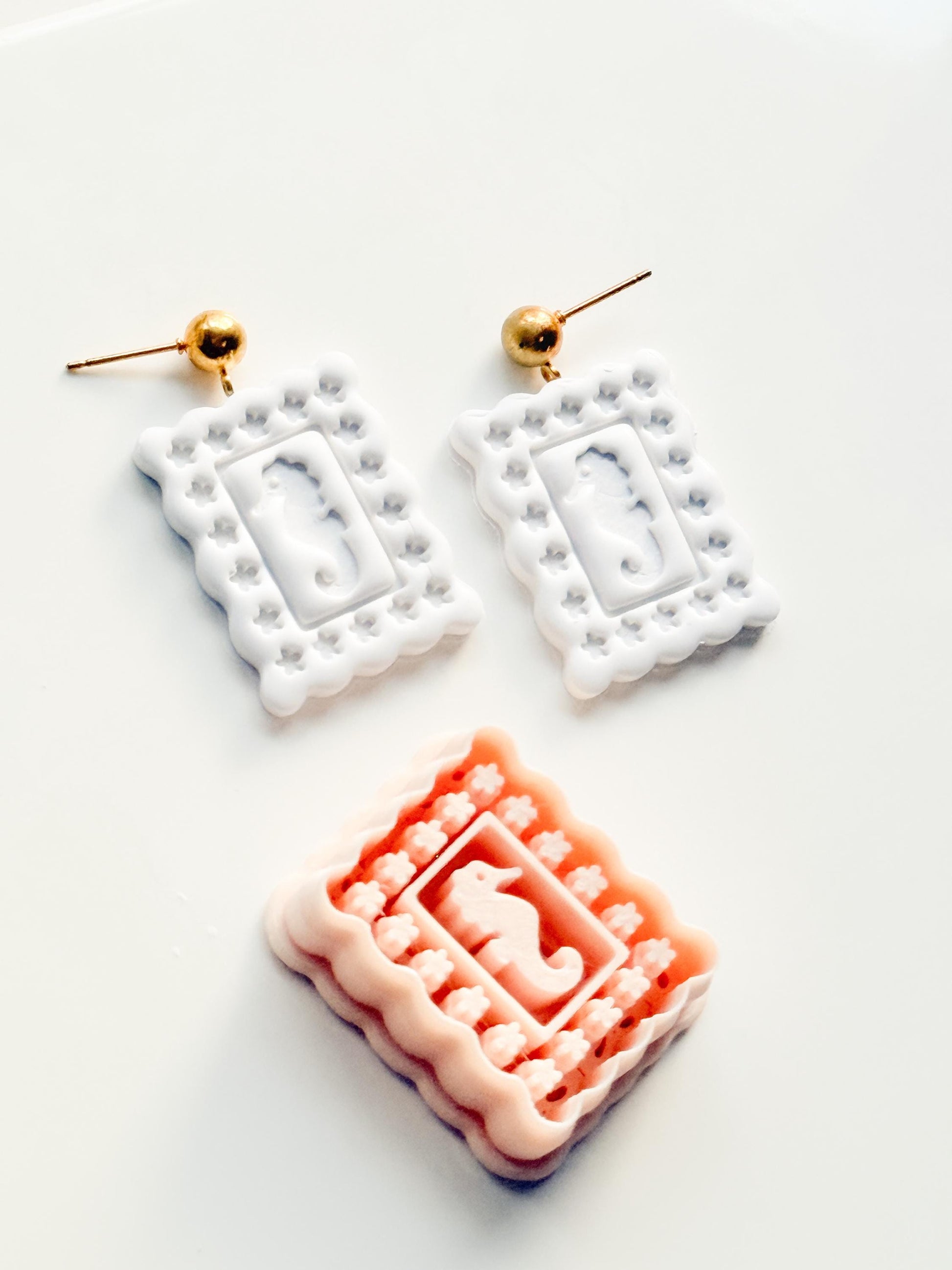 Dolli SeaHorse Cutter | Scallop Frame Earring Tool for Polymer Clay