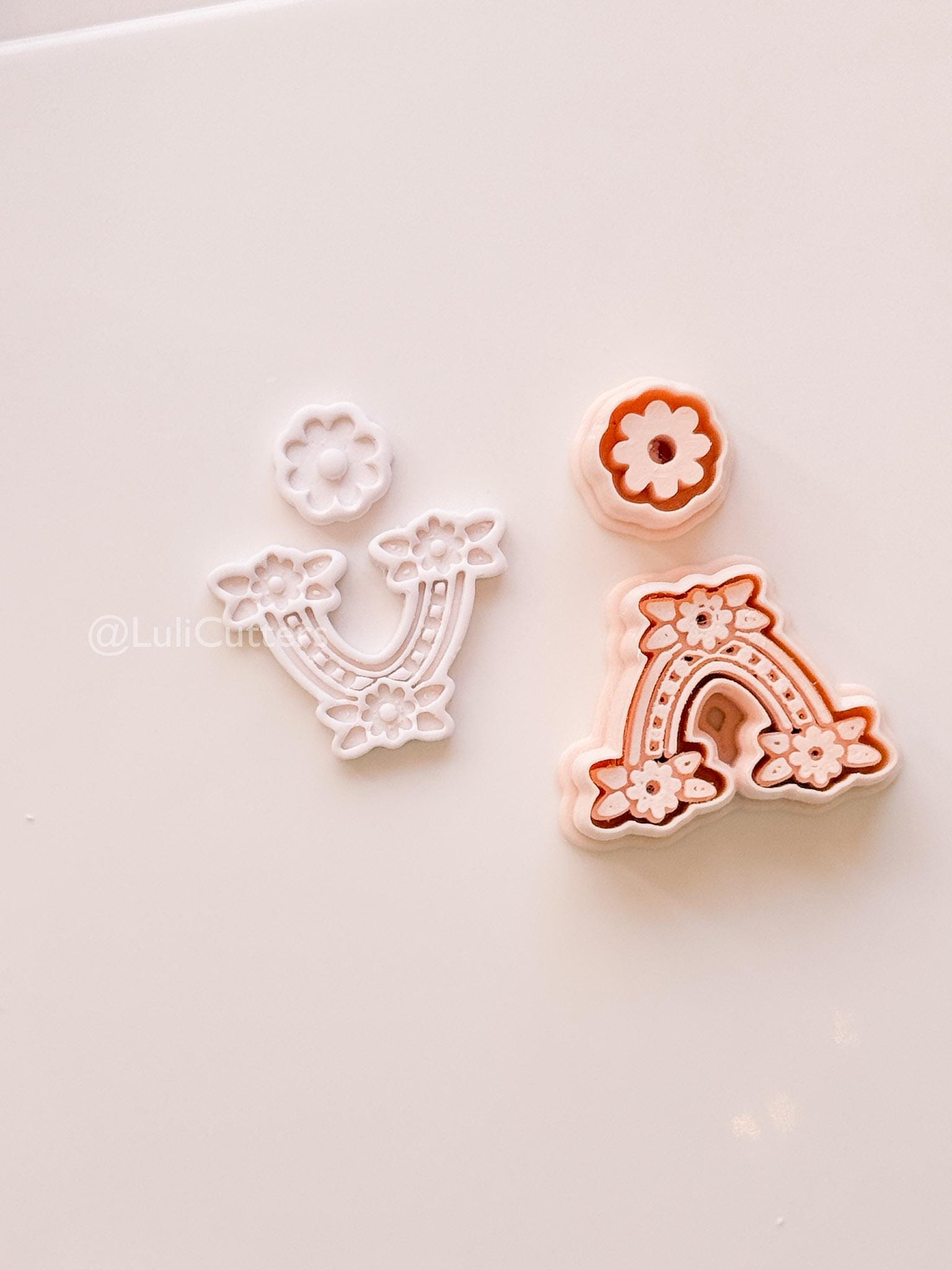 Rainbow Daisy Cutter: Floral Arch Shape for Polymer Clay