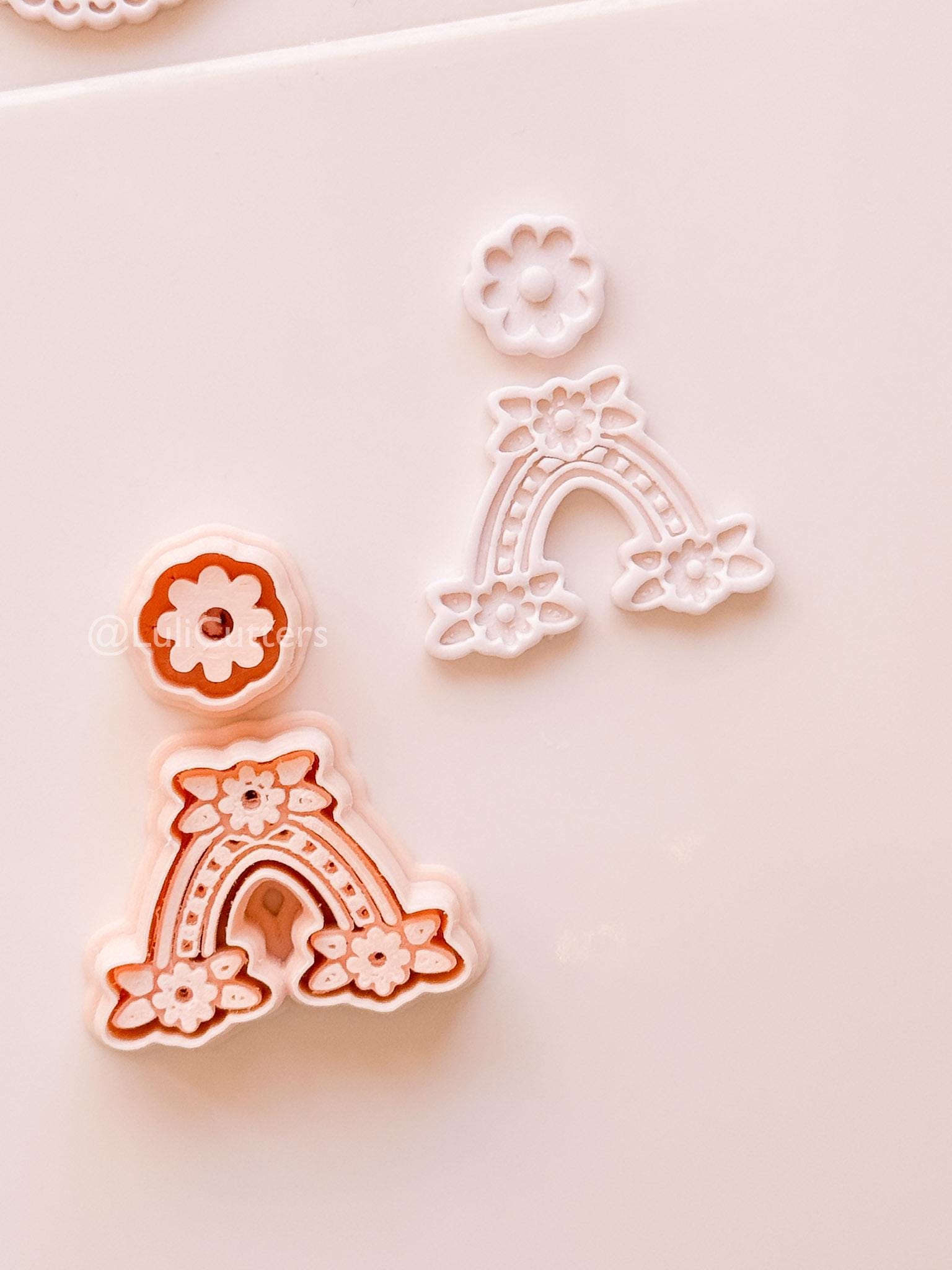 Rainbow Daisy Cutter: Floral Arch Shape for Polymer Clay