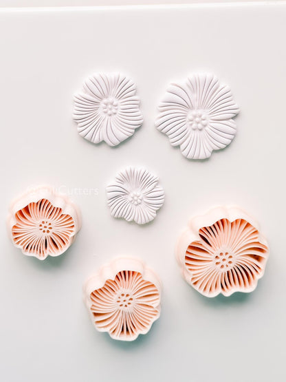 Ribbed Texture Flower Cutter: Intricate Layered Petal Design for Polymer Clay