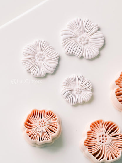 Ribbed Texture Flower Cutter: Intricate Layered Petal Design for Polymer Clay