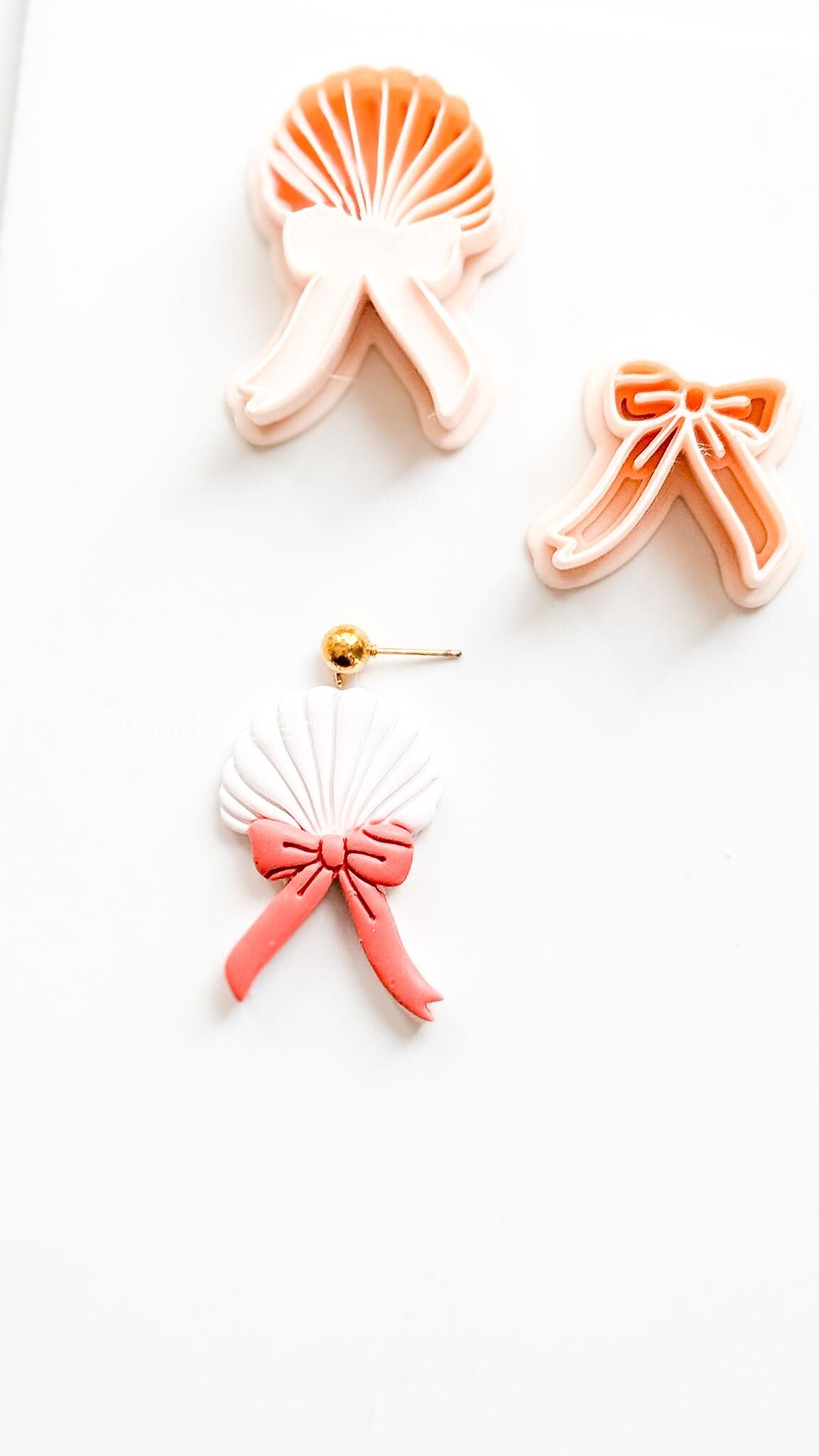 Layered Sweetheart Shell Cutter: Romantic Bow & Scallop Design for Polymer Clay