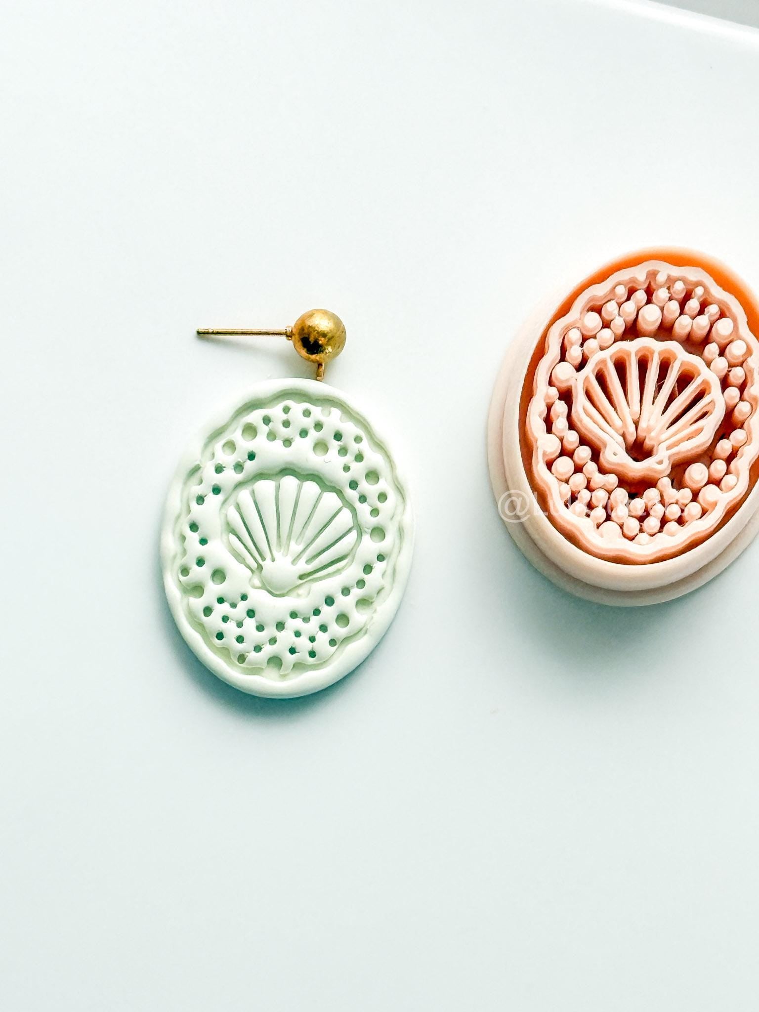 Shell Laura Cutter: Seashell with Pearl Frame for Polymer Clay