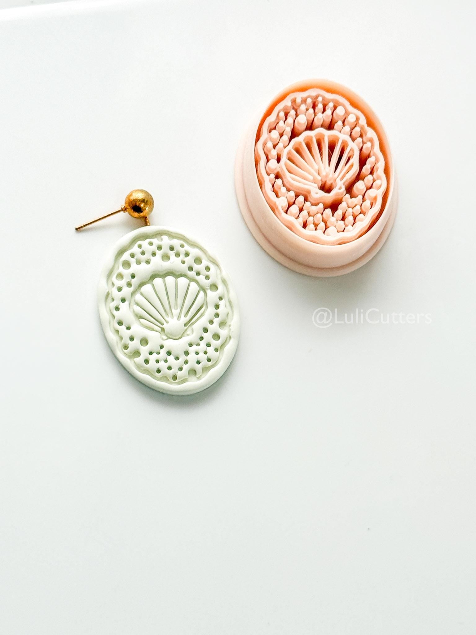 Shell Laura Cutter: Seashell with Pearl Frame for Polymer Clay