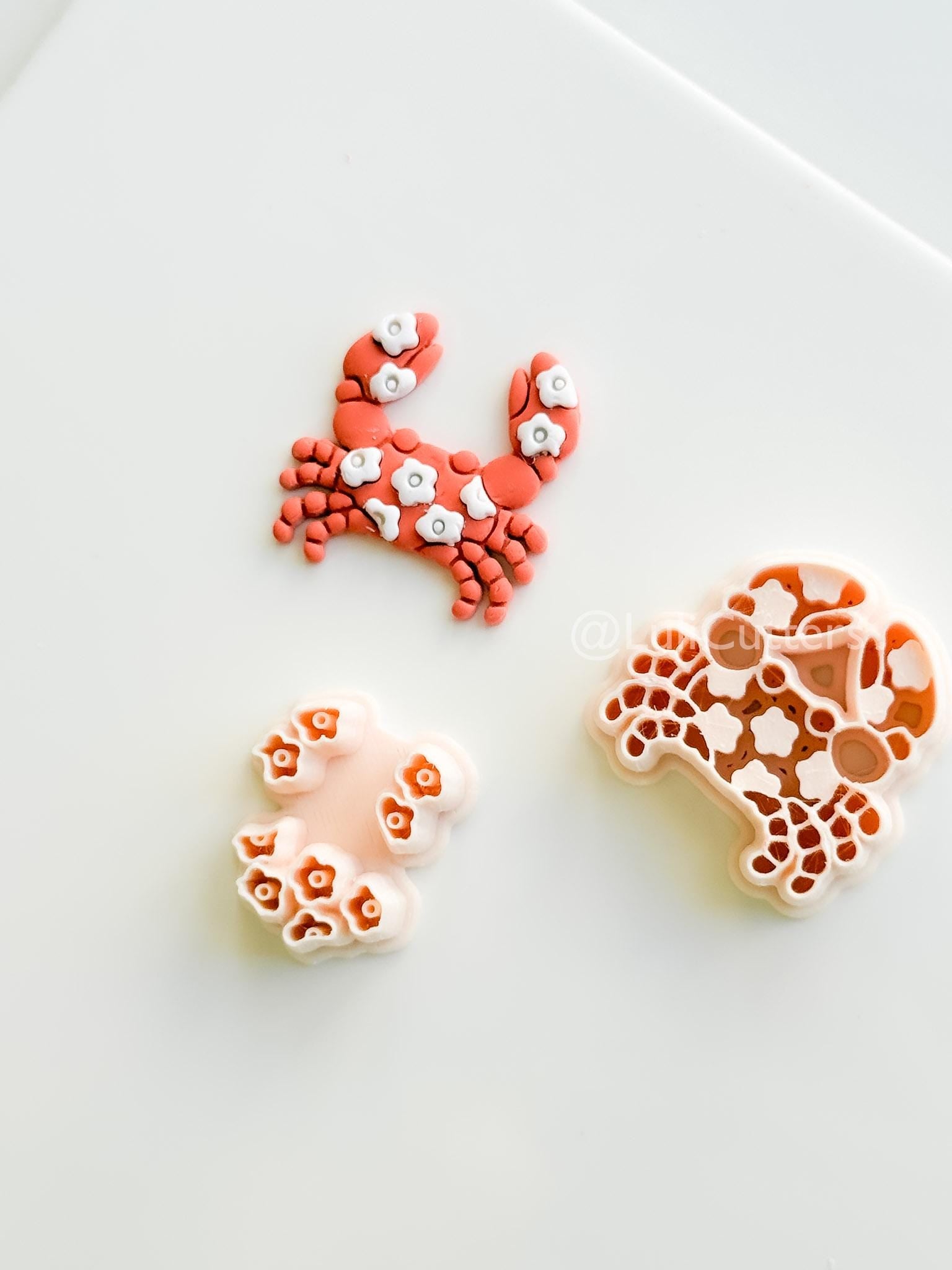 Layered Floral Crab Cutter: Intricate Flower Pattern for Polymer Clay