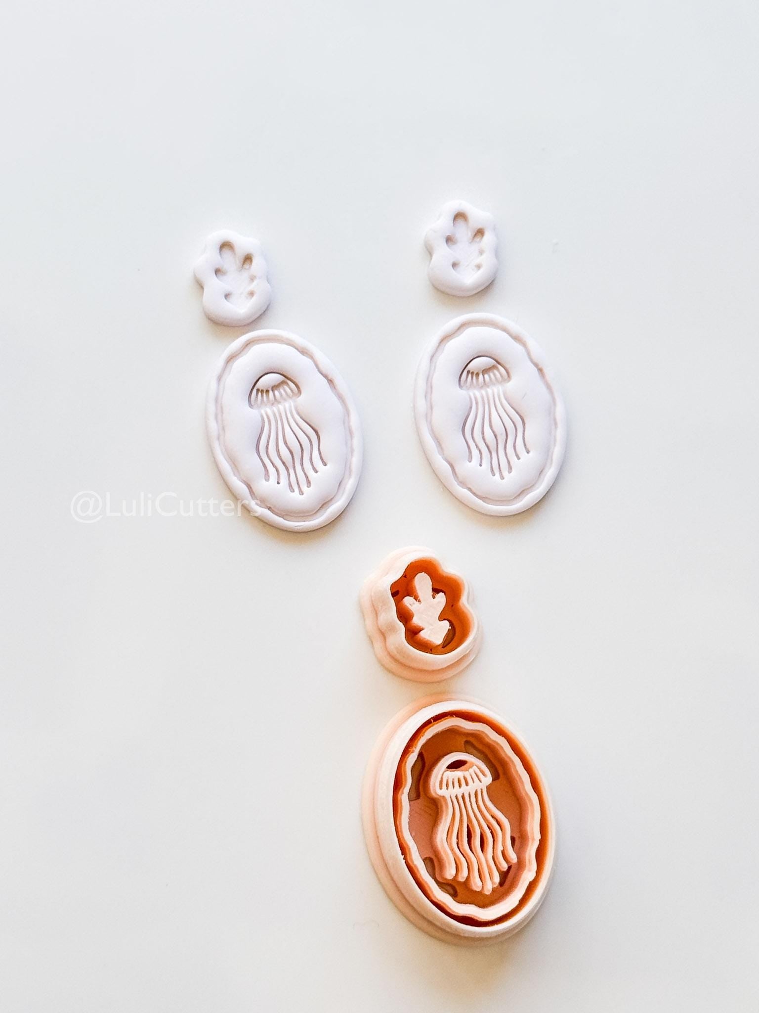 Coastal Cameo Cutter: Jellyfish & Delicate Seashell Design for Polymer Clay
