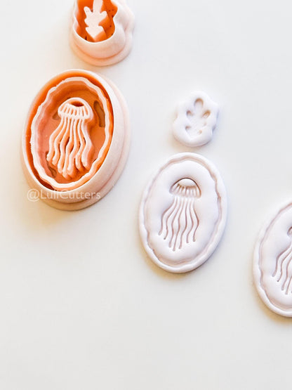 Coastal Cameo Cutter: Jellyfish & Delicate Seashell Design for Polymer Clay