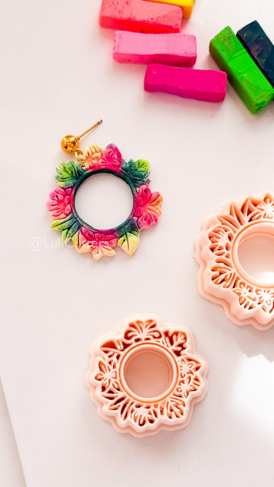 Hawaii floral wreath | Floral Circle Shape for Polymer Clay