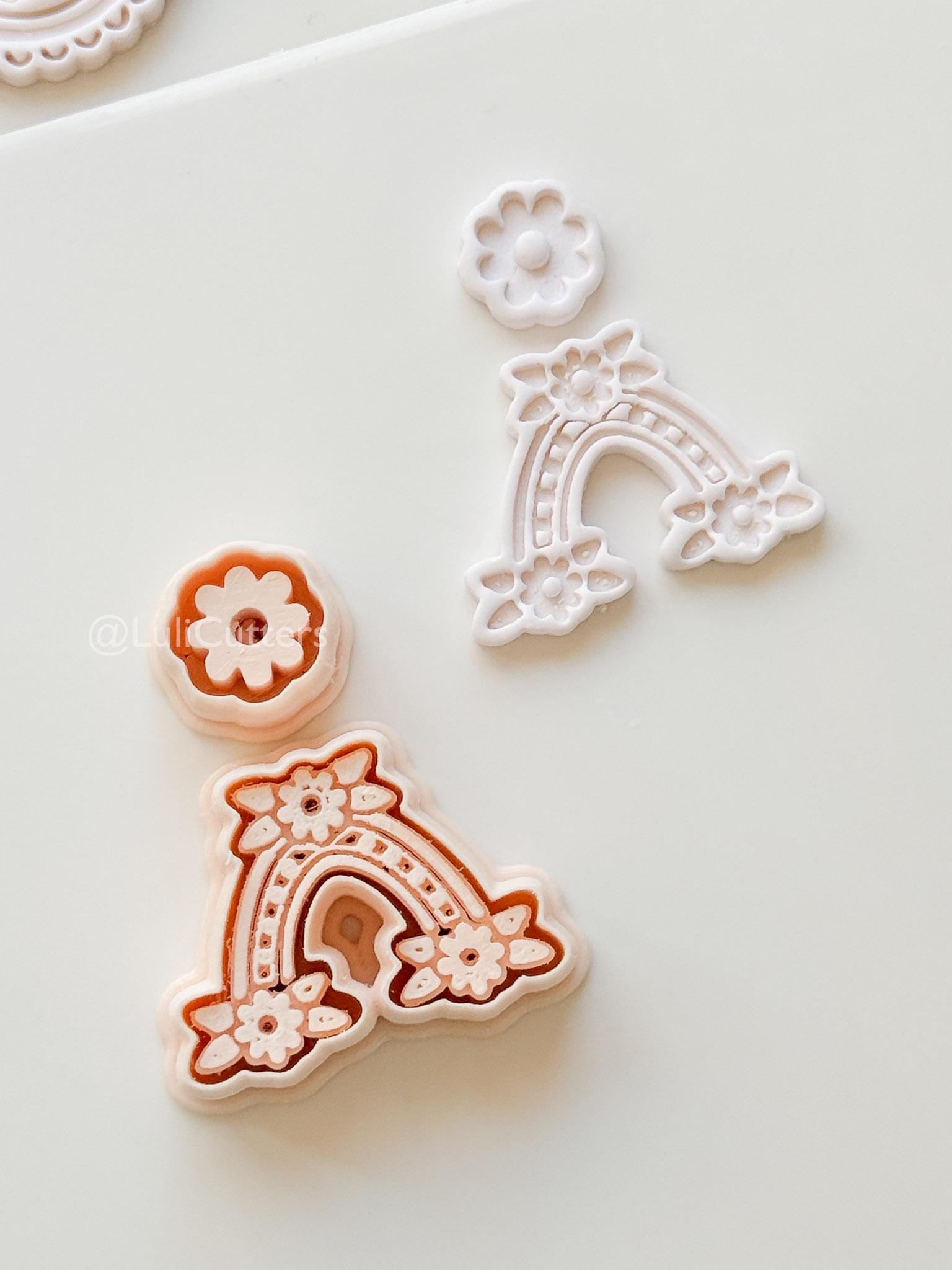 Rainbow Daisy Cutter: Floral Arch Shape for Polymer Clay