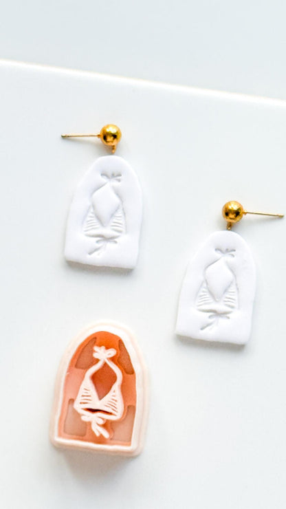 Bikini Top Cutter: Striped Swimsuit Design for Polymer Clay