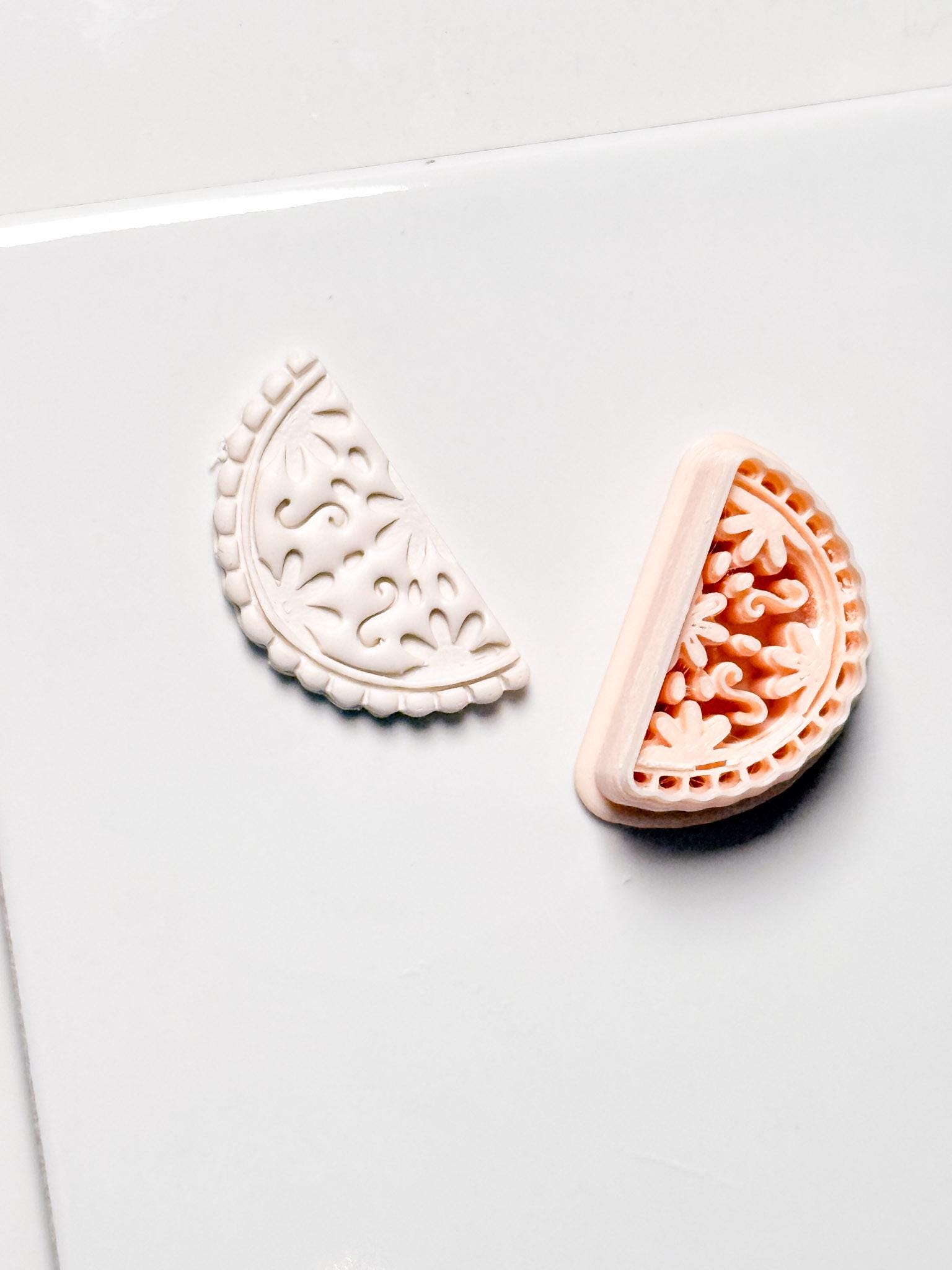 Bloom Watermelon Cutter: Detailed Floral Pattern for Polymer Clay
