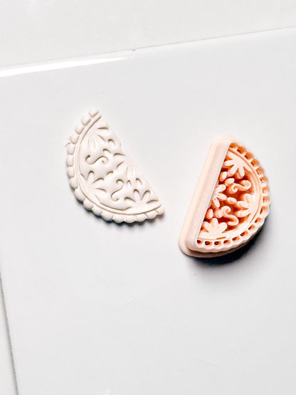 Bloom Watermelon Cutter: Detailed Floral Pattern for Polymer Clay