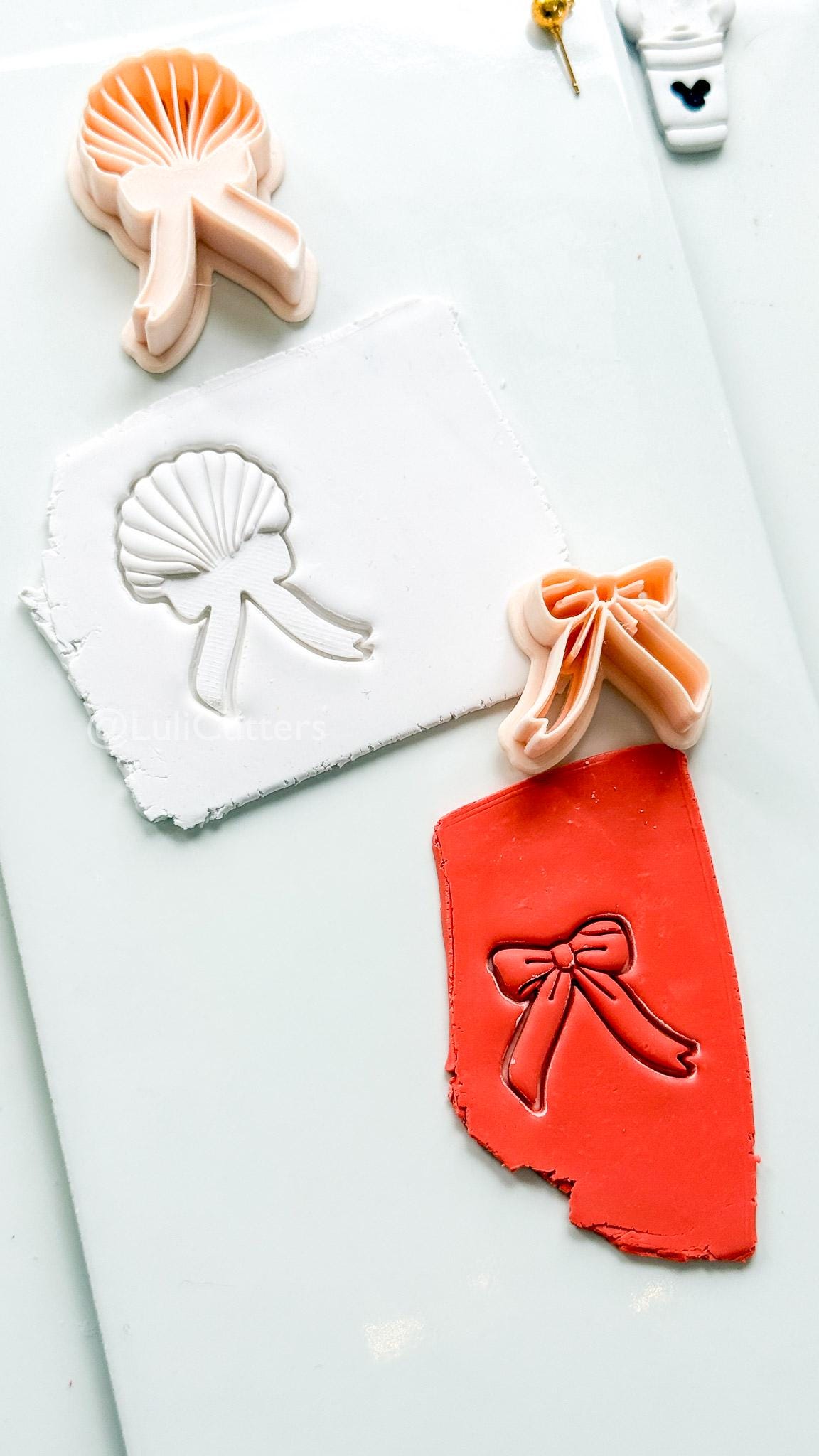 Layered Sweetheart Shell Cutter: Romantic Bow & Scallop Design for Polymer Clay