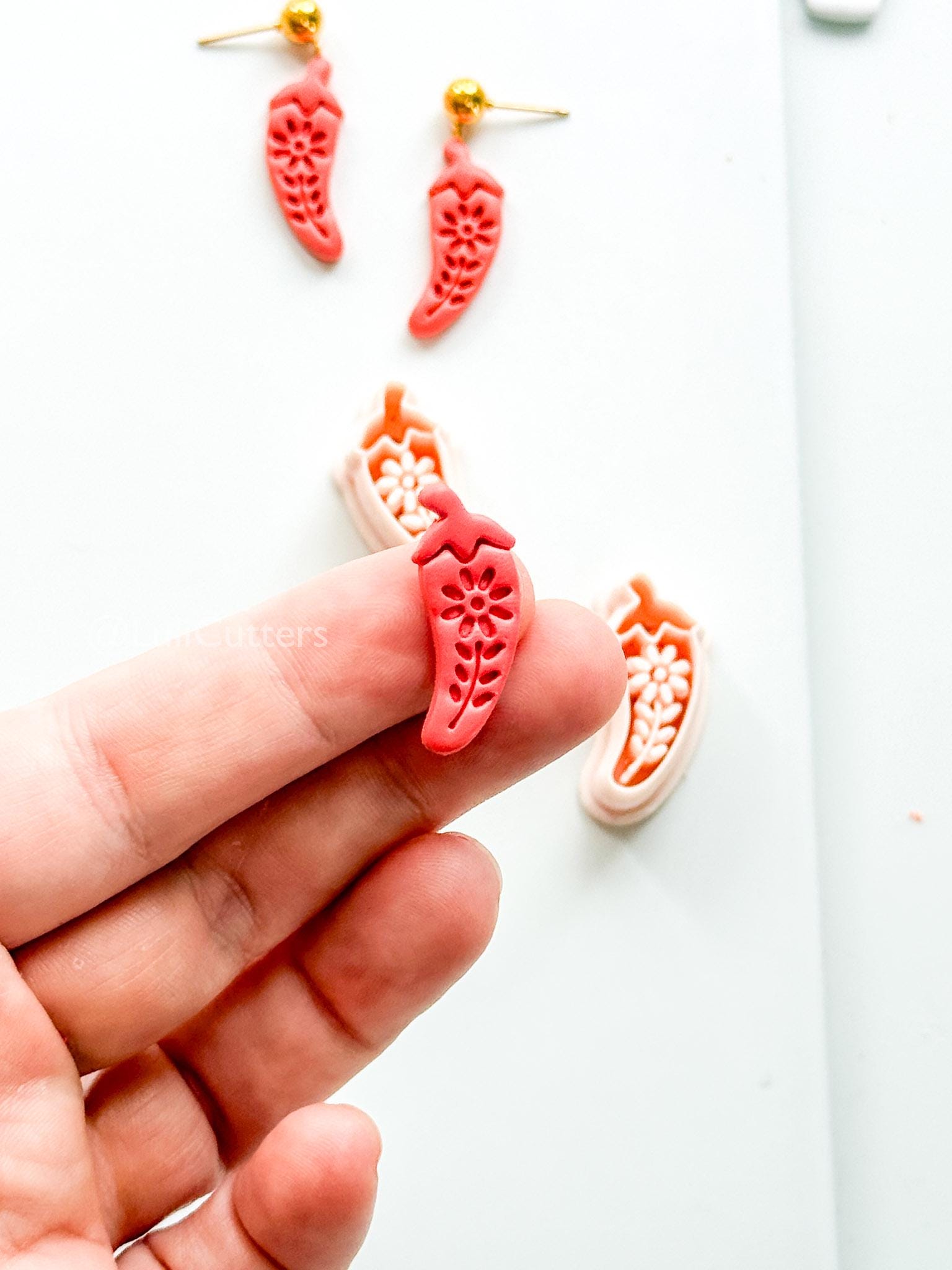 Spicy Floral Pepper Cutter: Decorative Chili Shape for Polymer Clay