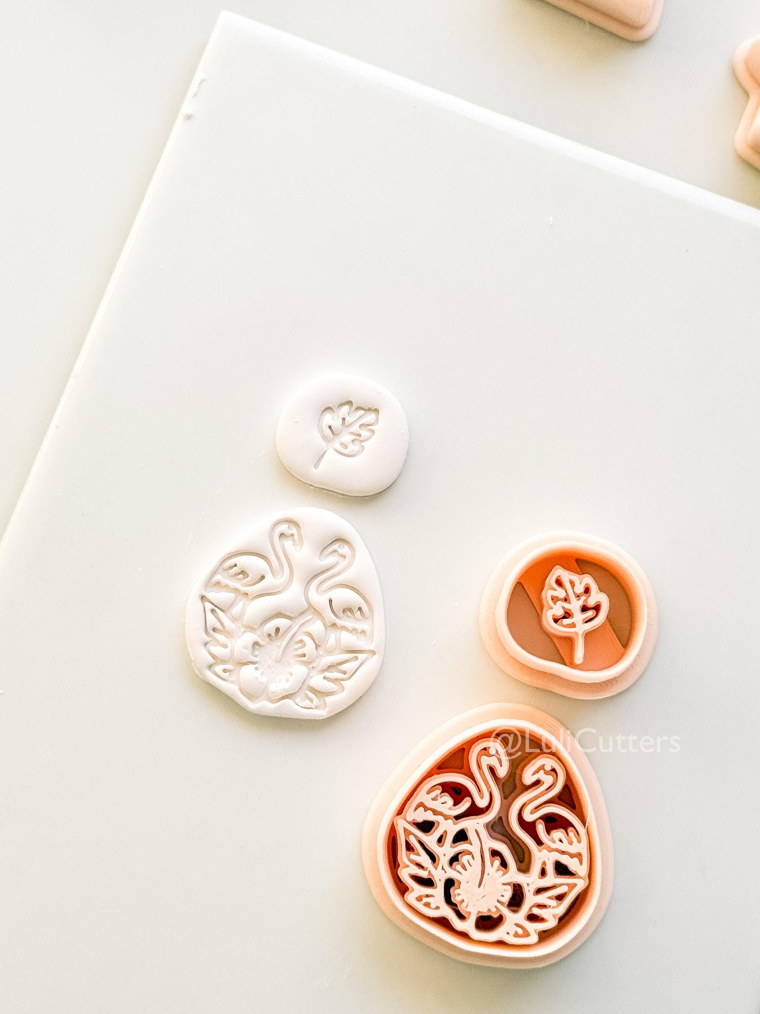Flamingo Floral Teardrop Cutter: Tropical Bird and Hibiscus Shape for Polymer Clay
