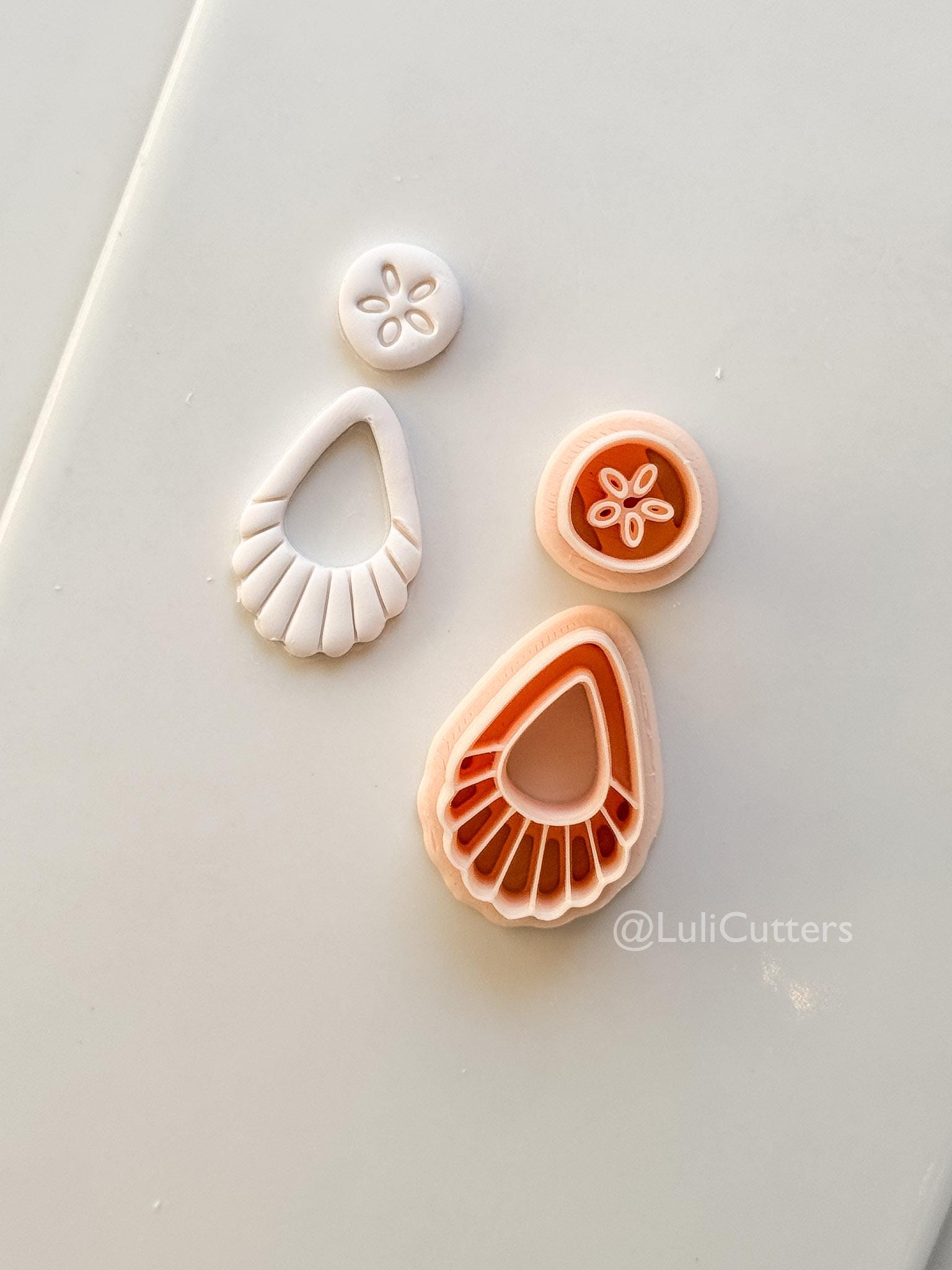 Sand Dollar Teardrop Cutter: Coastal Shell Pattern Shape for Polymer Clay