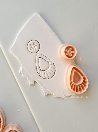 Sand Dollar Teardrop Cutter: Coastal Shell Pattern Shape for Polymer Clay