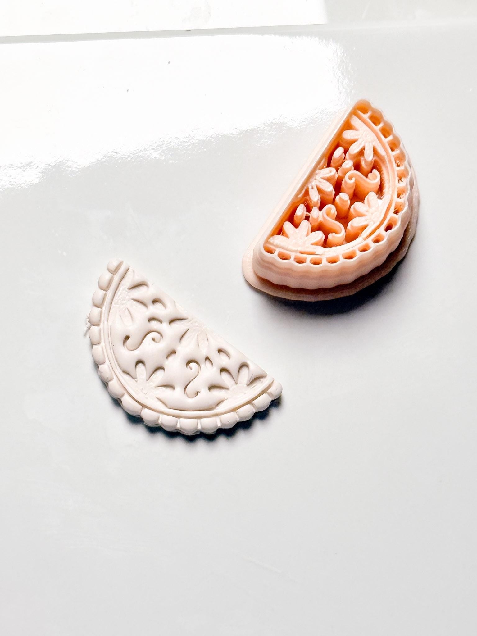 Bloom Watermelon Cutter: Detailed Floral Pattern for Polymer Clay