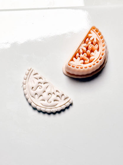 Bloom Watermelon Cutter: Detailed Floral Pattern for Polymer Clay