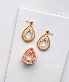 Ribbed Drop Cutter, Teardrop shape clay cutter for Earrings