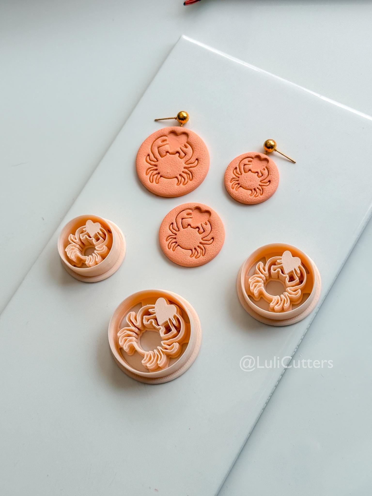 Crab Holding Heart Cutter: Coastal Sea Life Shape for Polymer Clay