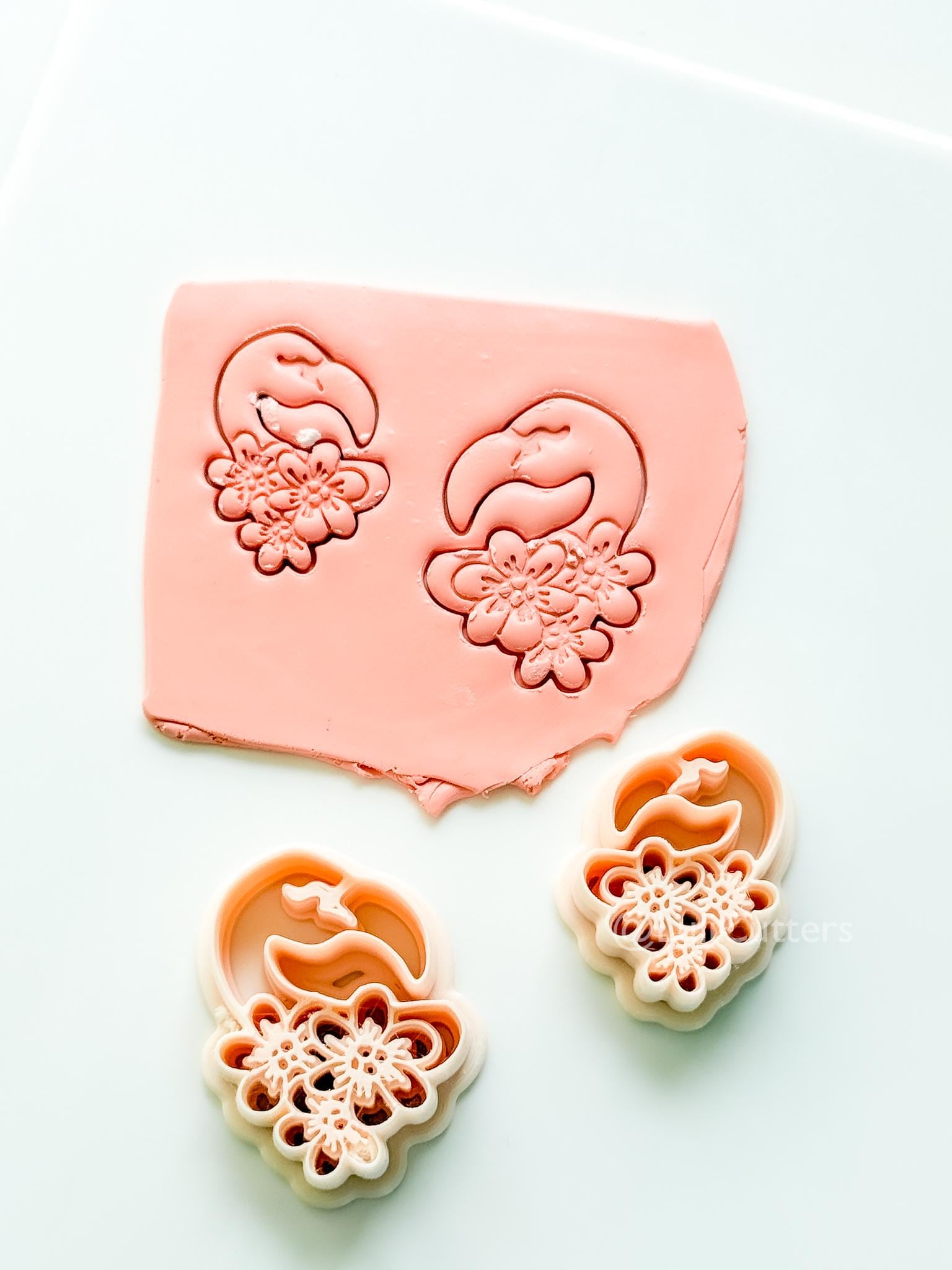 Floral Flamingo Cutter: Tropical Bird Blossom Shape for Polymer Clay