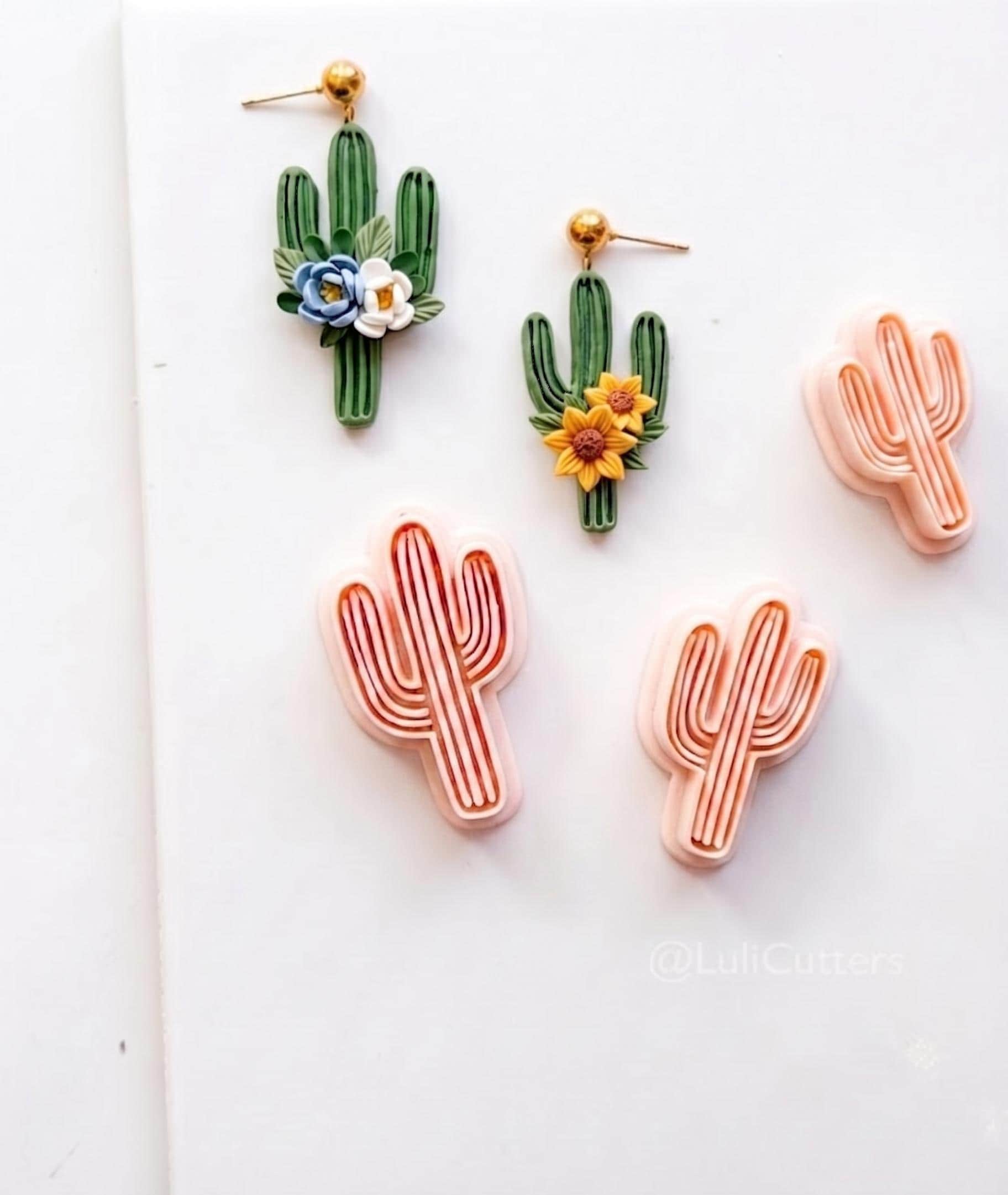 Ribbed Cactus Cutter: Desert Saguaro Shape for Polymer Clay