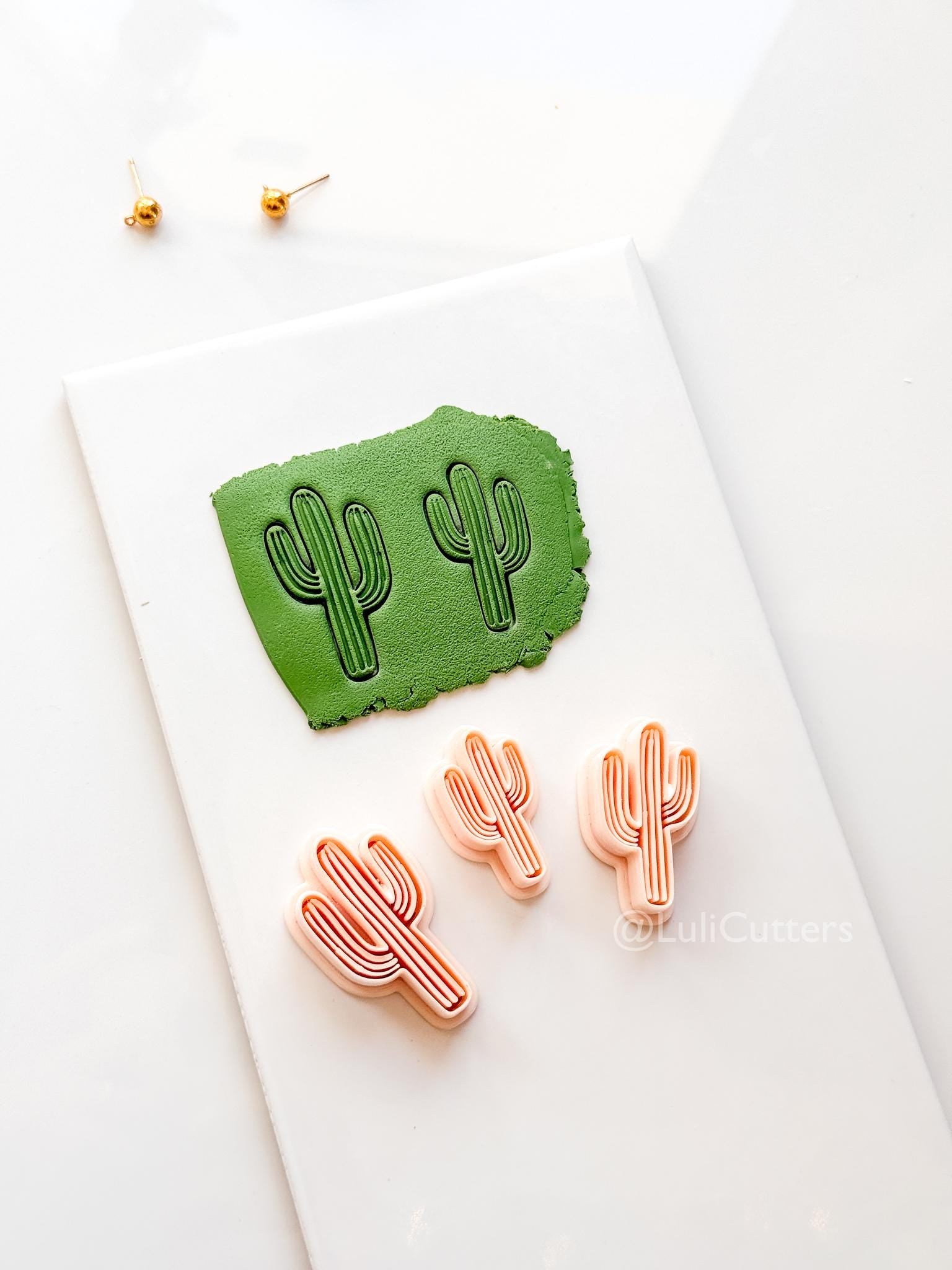 Ribbed Cactus Cutter: Desert Saguaro Shape for Polymer Clay
