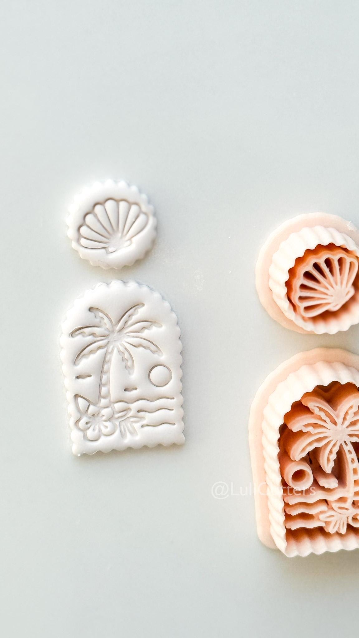 Scalloped Tropical Island Arch Cutter: Palm Tree Beach Scene Shape for Polymer Clay